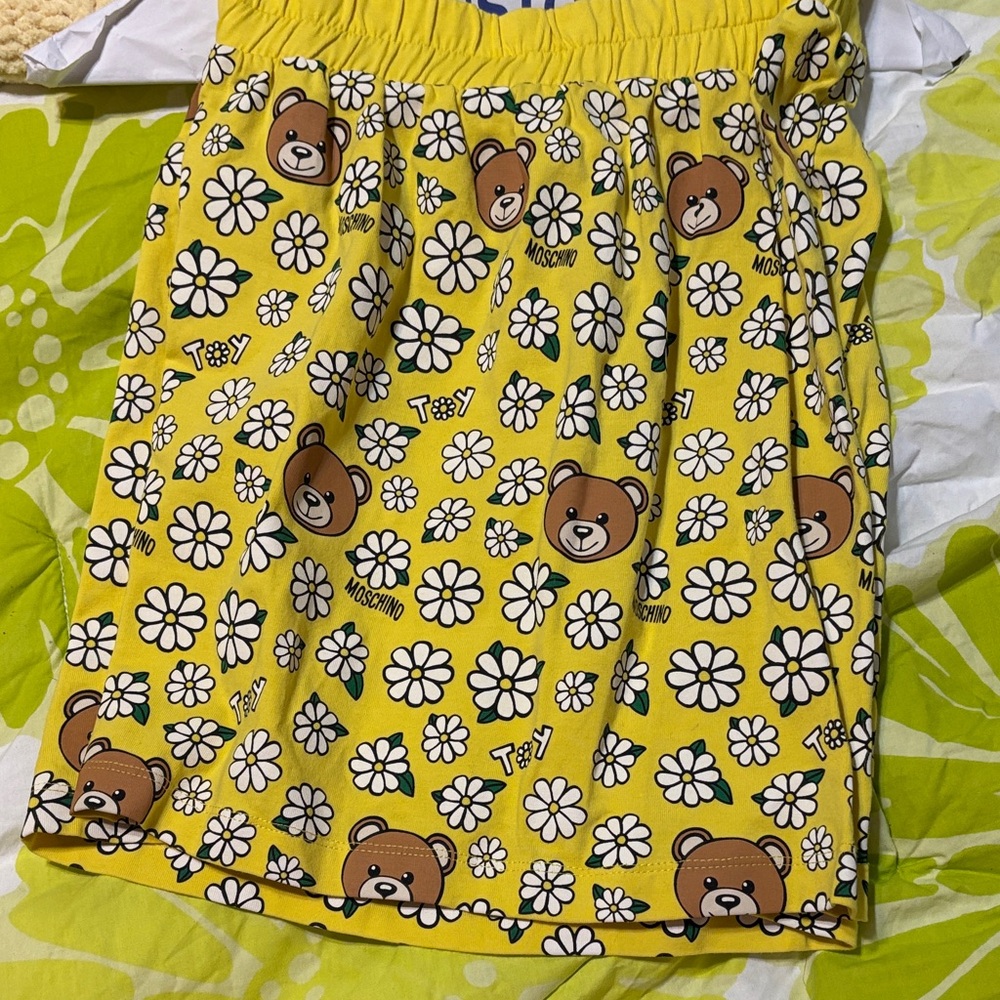 Moschino Bright Yellow Skirt with Teddy and Daisy Print